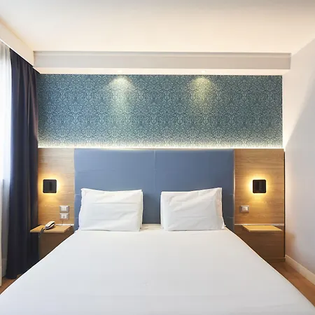 Hotel Neo