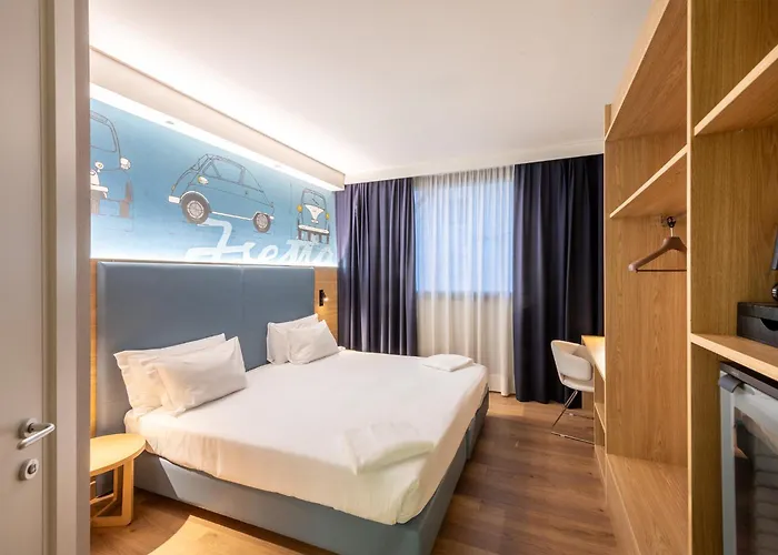 Neo Hotel 4*