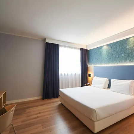 Hotel Neo 4*