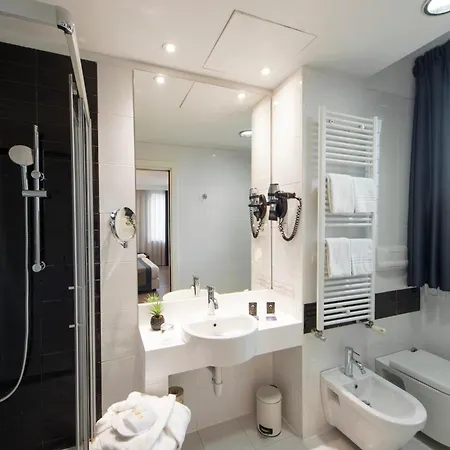 Hotel Neo