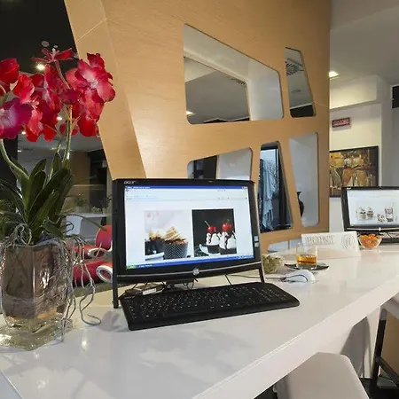 Hotel Neo 4*